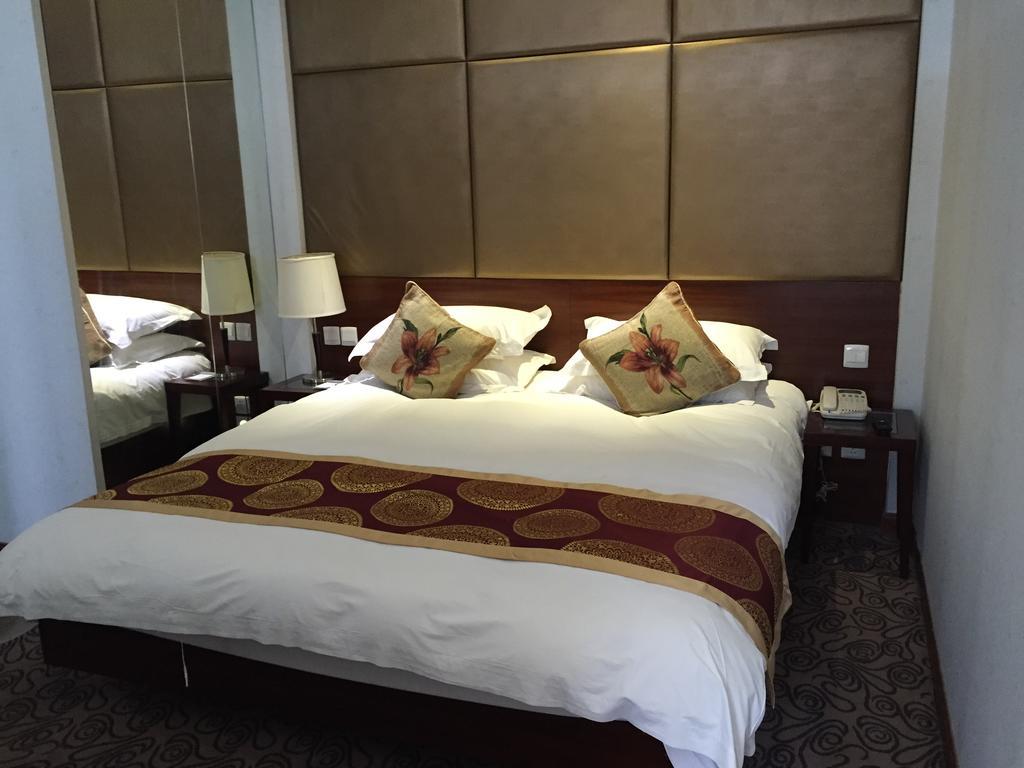 Shanghai Baron Business Bund Hotel Kamer foto